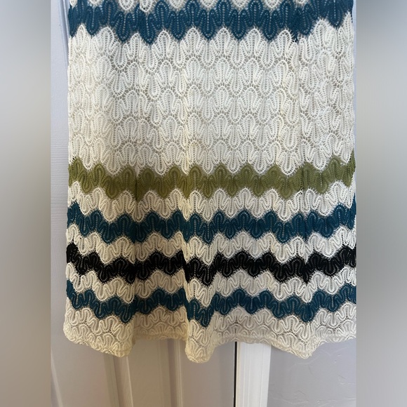 CB Established 1962 Knitted Dress Chevron Pattern- Charlie Brown, Flattering On - Picture 2 of 11